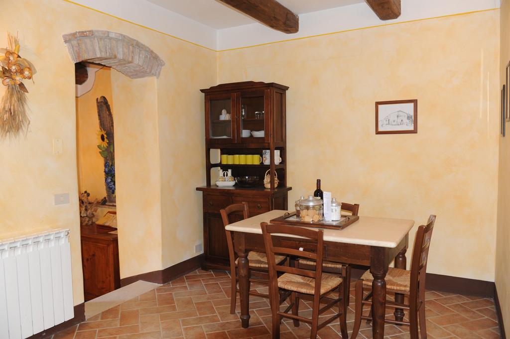 Agriturismo Erta Villa Casole dʼElsa Buitenkant foto